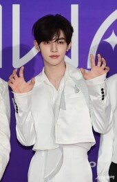 제로베이스원 장하오, 탈인간계 귀여움