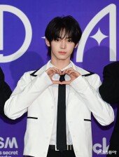 투어스 한진, 인형 아니예요