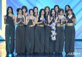 트리플에스, ‘남은 멤버들아 우리 상 받았어!’