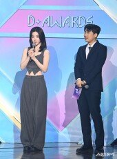 트리플에스 유연, 상큼한 인사