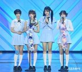 QWER, 3관완 감사해요