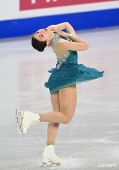 윤아선, 우아하게