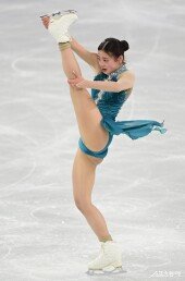 윤아선, 이 악물고 실수 없이