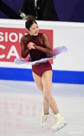 이해인, 이 악물고