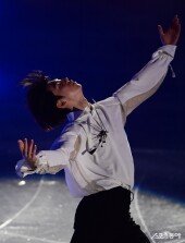 차준환, 누나들 마음 훔치는 중