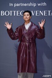 주지훈, ‘백강현이 왔어요’