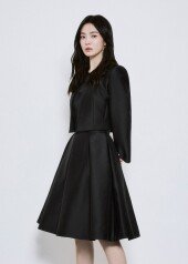 송혜교 컬래버 컬렉션…시크하고 우아한 올블랙 [화보]