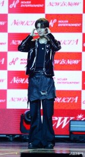 누에라 판 ‘드디어 데뷔’