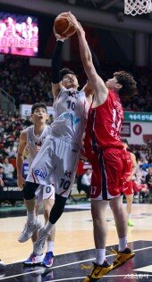 문성곤 ‘골은 들어간다’