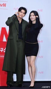 ‘감자연구소’에서 만난 강태오-이선빈