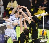 김정호 ‘블로킹 뚫었다’