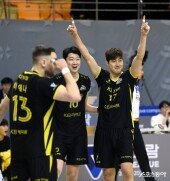 박상하 ‘다 막아줄께’