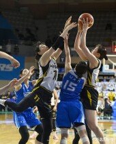 나가타 모에 ‘리바운드 성공’