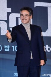 오만석, 대외지원 센터장의 미소