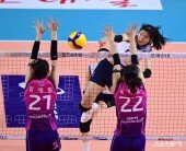 정지윤, 블로커 뚫는 공격