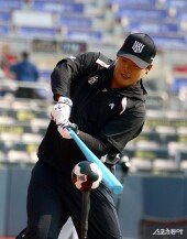 강백호 ‘야구공이 아니여도 좋아’