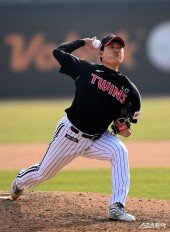 김강률 ‘곰에서 쌍둥이로’