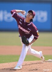 하영민, 이 악물고 역투