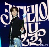 컴백 정동원, 키다리의 선물 받으세요~