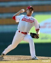 SSG 마무리 조병현, 위력적인 투구!