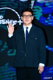 김정현 감독 ‘재미있는 작품이 나왔어요’