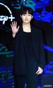 윤찬영 ‘세옥의 곁을 지키는 실장’