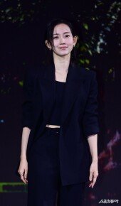 신현빈, 쿨한 미소