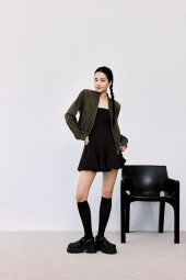 봄날의 김태리, 셋업수트부터 애슬레저 룩까지 완벽 소화 [화보]