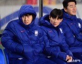 나란히 앉은 이강인-양민혁