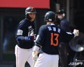 임종찬, 쿠에바스 상대로 시즌 1호 홈런