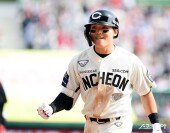 정준재, 만루 찬스에서 2타점 적시타!