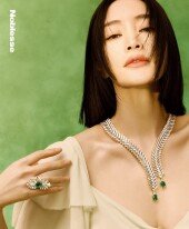 김혜수, 주얼리보다 빛나는 미모 [화보]