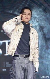 원오어에잇 미즈키, 웃으면 귀염상