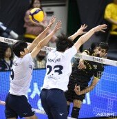 아쿱 ‘블로킹을 피해서’