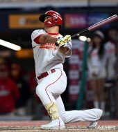 하재훈 ‘승리를 부르는 쐐기 적시타’