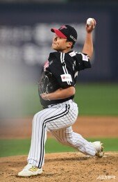 이지강, 에르난데스 공백 내가 채운다