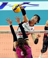 정호영, 날카로운 공격!