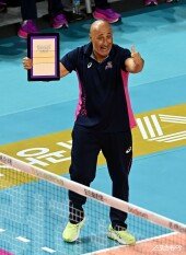 아본단자 감독 ‘엄지 척~’