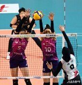 피치-김연경 ‘블로킹을 막아라’