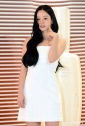 혜리, 심쿵 볼콕~