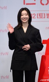 한예지 ‘1등 전공의가 산부인과에 강림’