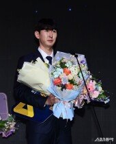 김준우, 감격의 베스트7 선정