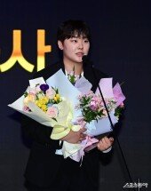 데뷔 시즌 영플레이어상 수상한 김다은