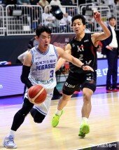 정성우, 재빠른 돌파~