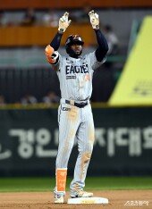 플로리어, 2루타 2개째~