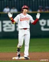 박성한, 1회부터 타점 신고~