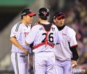 송승기, 5이닝 못 채우고 4실점으로 강판