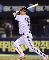 문보경, 추격의 솔로포