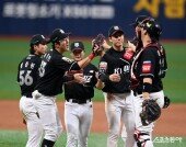 KT, 고영표 완봉으로 위닝시리즈