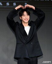 대세배우 이준영 ‘넷플릭스의 아들~’